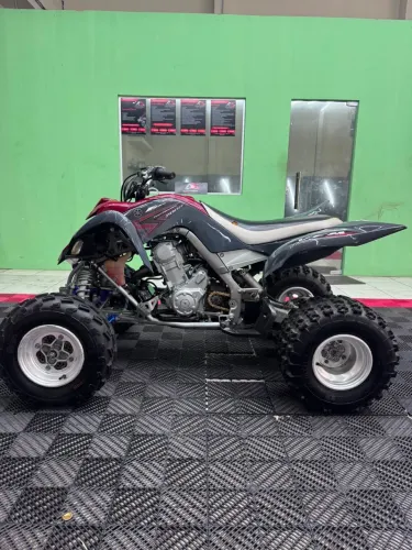 Yamaha raptor 700