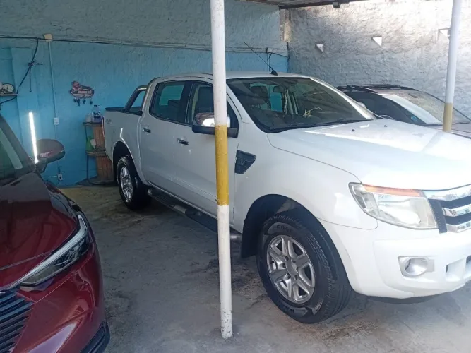 Ford Ranger XLT 3.2 20V 4X4 CD Diesel Aut. 2015