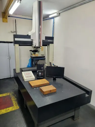 Mesa Tridimensional Mitutoyo - Modelo BH715