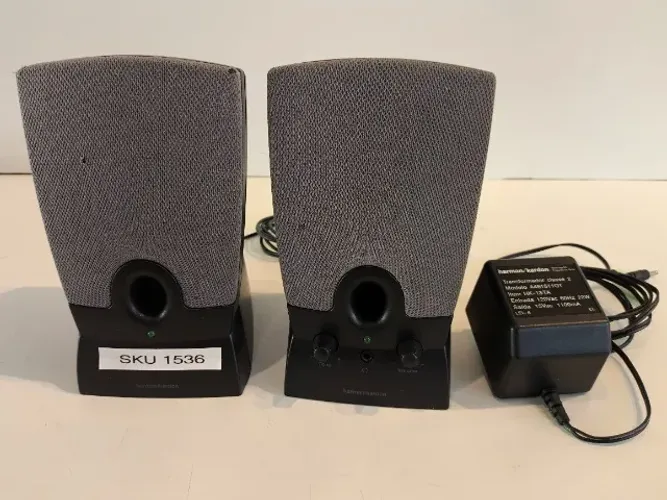 Par de caixas de som multimídia Harman Kardon, modelo 0381VR PARA COMPUTADOR