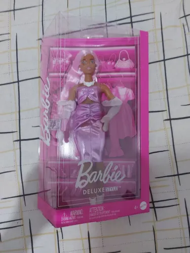 Barbie deluxe style cabelo rosa 