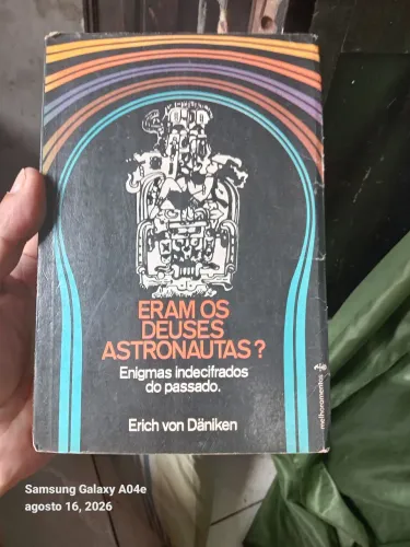 Eram os Deuses Astronautas Erich Von Däniken