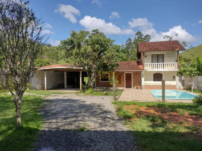 Chácara com 3 quartos, Ribeirão Grande - Pindamonhangaba