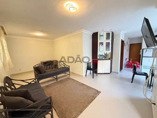 CASA DE 4 QUARTOS COM PISCINA E HIDROMASSAGEM À VENDA NO SETOR URIAS MAGALHÃES