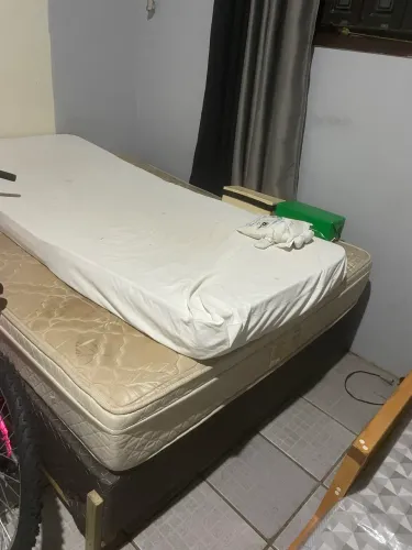 Dia se um colchão de casal e um de solteiro