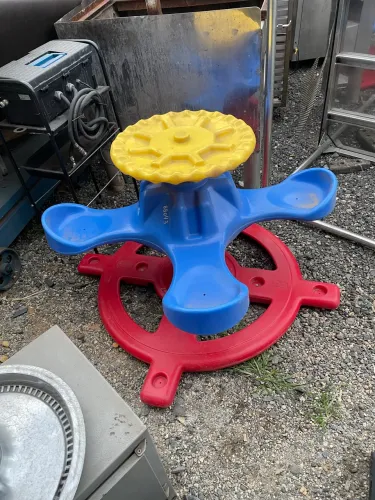 Gira gira de plásticos