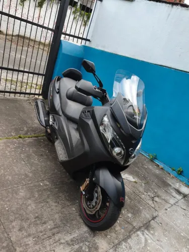 Dafra maxsym 400i.