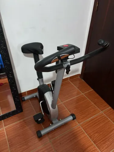 Bicicleta Ergométrica de Exercícios