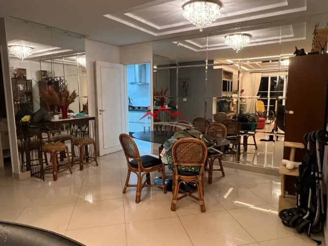 Apartamento à venda no Condomínio Campos Elísios, em Jundiaí/SP, com 157 m²