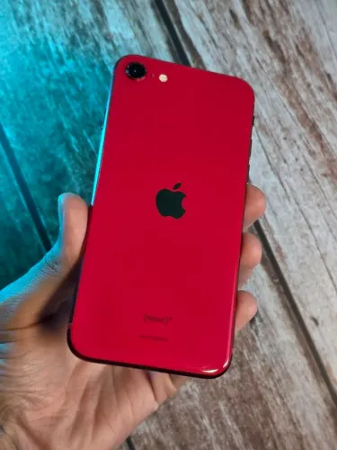 iPhone SE 2 64GB Vermelho
