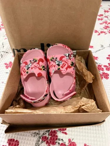 Mini Melissa tamanho: 22
