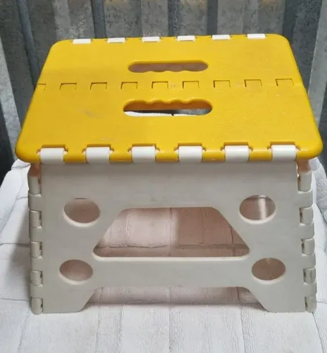 Banquinho dobravel resistente