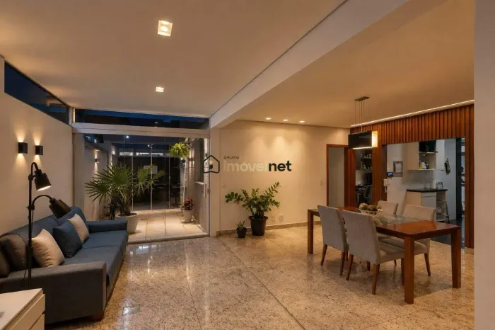 Apartamento com Área Privativa no Castelo 169 m² | 3 Quartos | 1 Suíte | 2 Vagas | Elevad