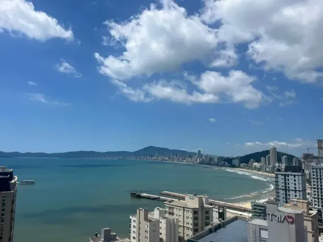 Apartamento com 04 Suítes e Vista para o Mar à Venda no Canto da Praia - Itapema | 161 m² 