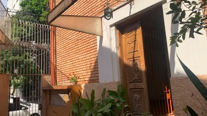 Sobrado para aluguel possui 200 metros quadrados com 2 quartos em Bela Vista - São Paulo -