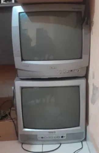 Tv de tudo vendo barato