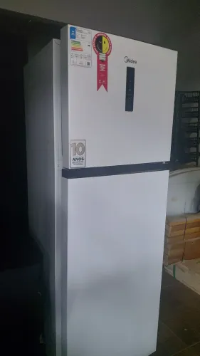 Geladeira mideia fros free 110v semi nova
