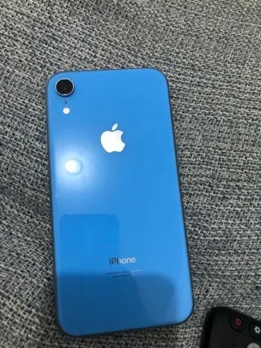 iPhone XR, 64GB com tudo funcionando 