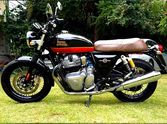 INTERCEPTOR 650 ABS SUNSET STRIP 10mil KM Impecável