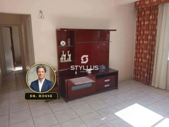 Apartamento Reformado com 2 Quartos e 2 Banheiros no Engenho de Dentro! M03O