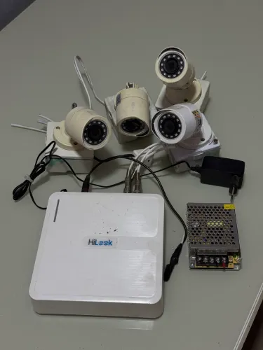 DVR E CÂMERAS HILOOK