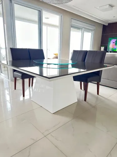 Mesa Jantar