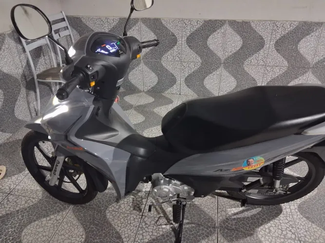 Moto Avelloz az125 alfa