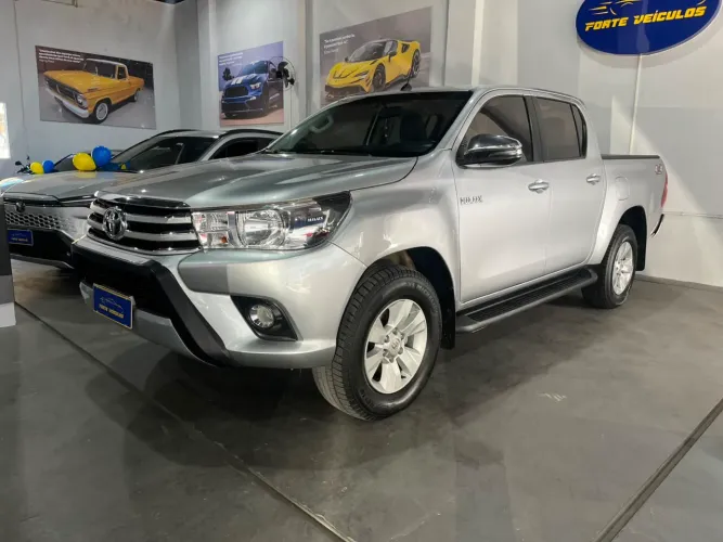 Toyota Hilux CD SRV 4X4 2.8 TDI Diesel Aut. 2018