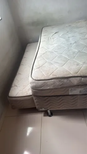 VENDO CAMA SOLTEIRÃO 2 em 1