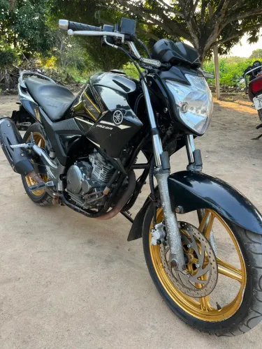 Fazer 250 2011