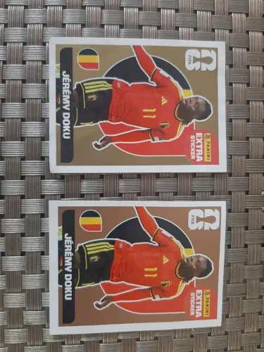 Figurinha Extra legend Jeremy Doku ouro e bronze original Panini Copa do Mundo 2026