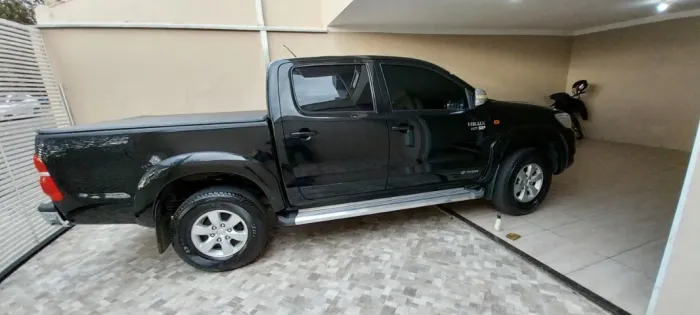 Toyota Hilux CD SR 4X2 2.7 16v/2.7 Flex Aut. 2013