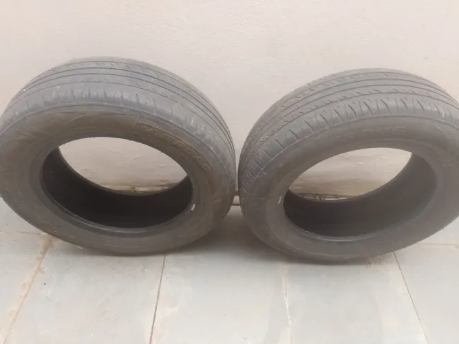 Pneus usados a venda