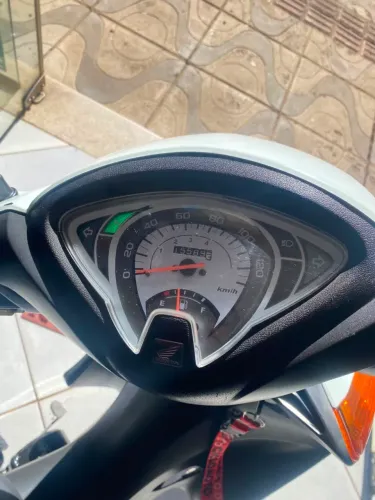 VENDE-SE BIZ 100 BRANCA