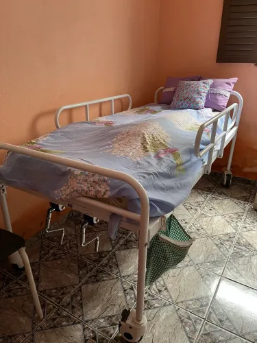 Cama hospitalar