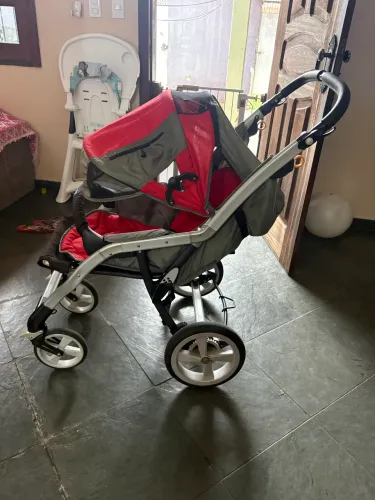 Carrinho de bebê Chico