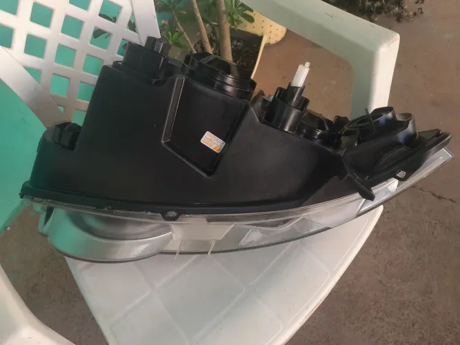 Farol lado direito palio . Strada . Siena contato * 