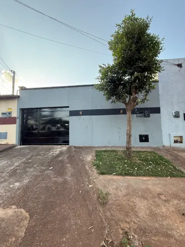 ? ALUGA-SE - Casa Recém-Reformada | Primeiro Morador | Goiânia