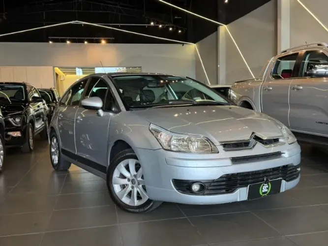 Citroen C4 GLX 2.0 Flex 16V 5P Aut. 2011