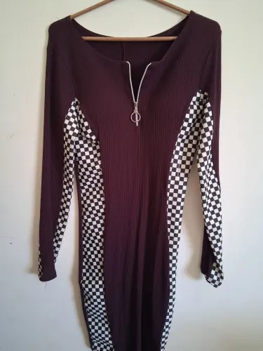 Vestido canelado de zíper manga comprida