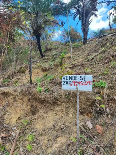 Vendo um terreno