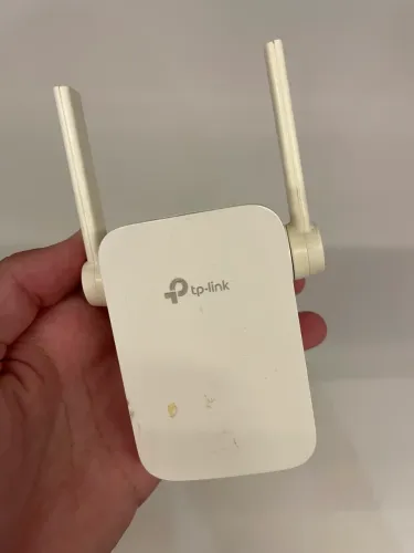 Repetidor Wi-Fi TP-Link RE305 AC1200 Dual Band c/ Porta Ethernet (LAN) - v3.0