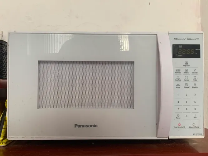 vendo microondas seminovo da panasonic, 21 litros