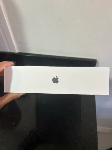 CAIXA MACBOOK AIR - APPLE 