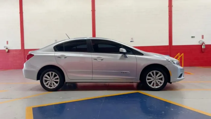 Honda Civic Sedan LXS 1.8/1.8 Flex 16V Mec. 4P 2016