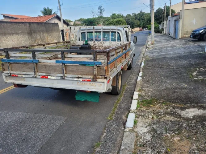 Ford F-1000 Super Diesel / Super Diesel Turbo 1989