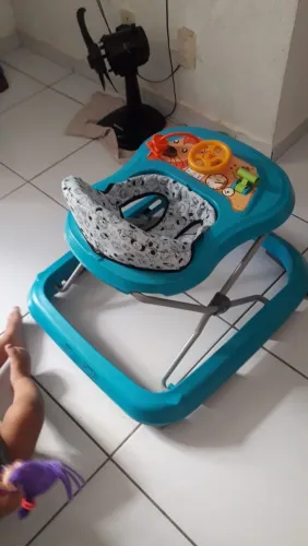 Andador menino