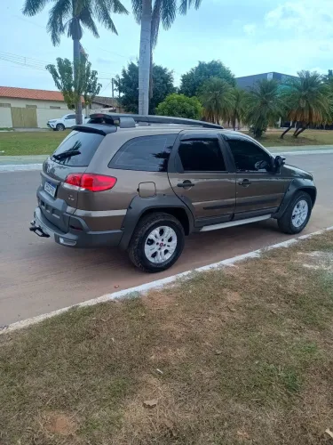 Fiat Palio Weekend Adventure Locker 1.8 Flex 2012