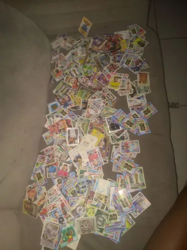 +500 CARTAS SORTIDAS INCLUINDO , FIGURINHAS DA COPA , E DA COCA