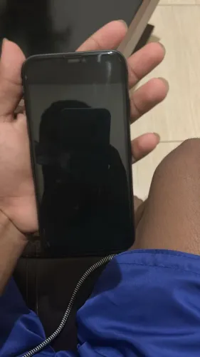 iPhone 11- 128 gb